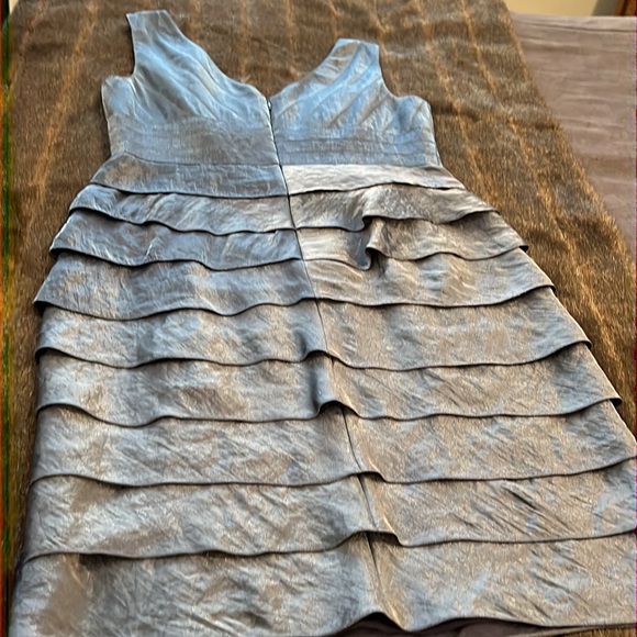 HP🎉NWOT Gorgeous Adriana Papell cocktail dress. Blue shimmer like a night sky. - Picture 12 of 14